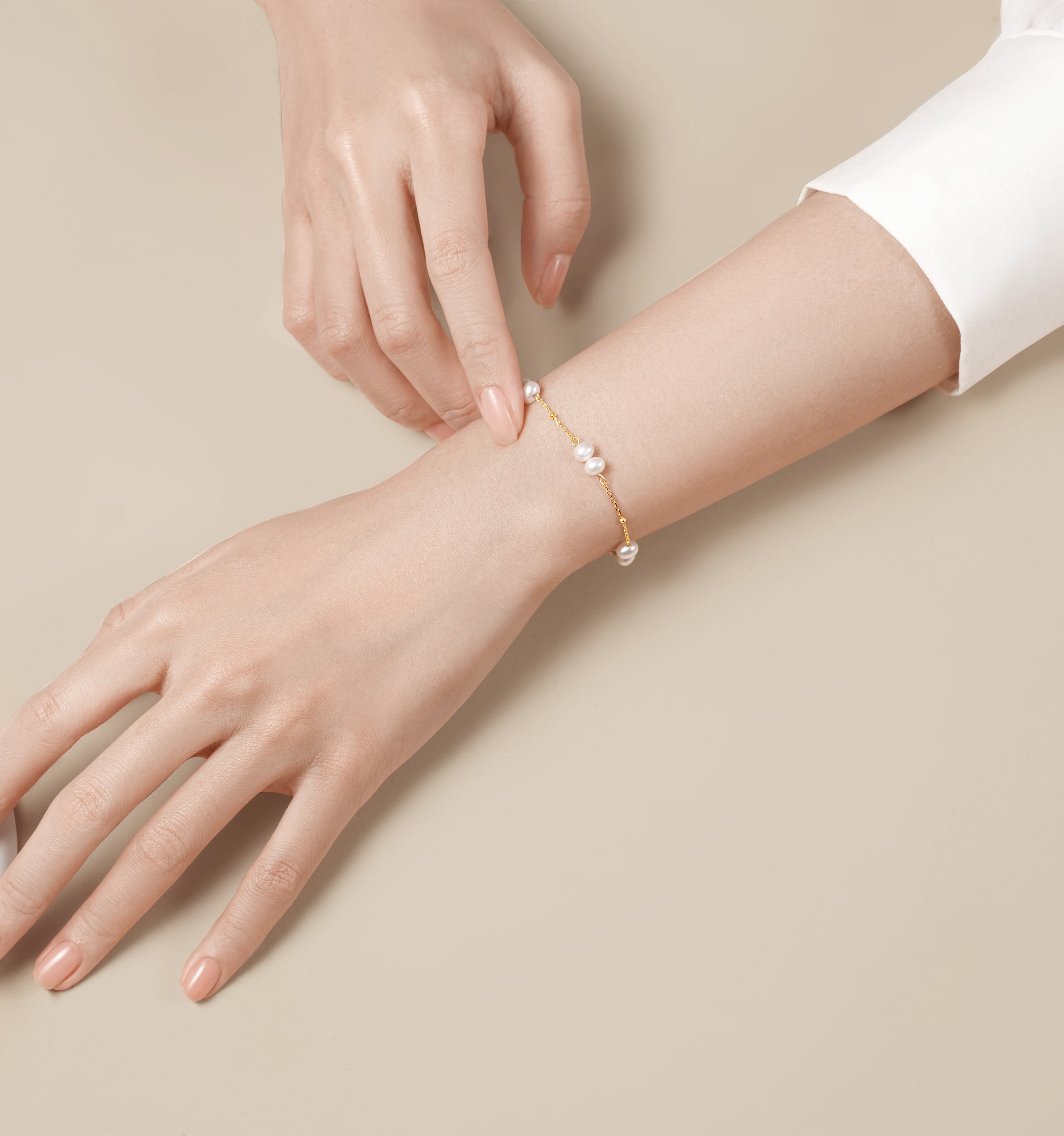 Little Golden Bean Watches & Pearl Bracelet Gift Set