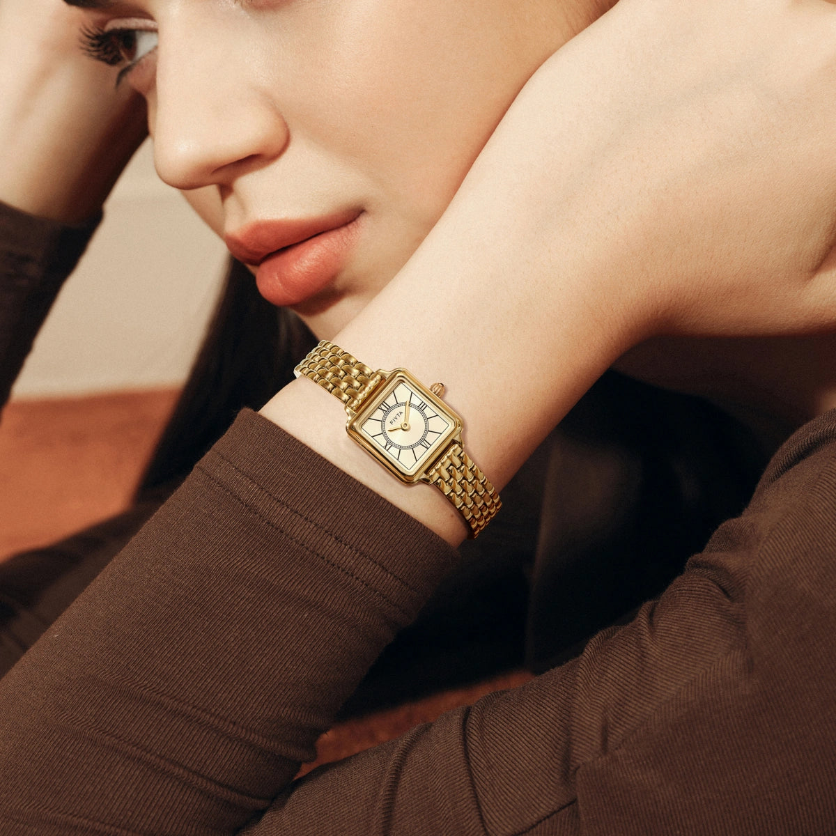 Retro Collection Gold Watches for Women